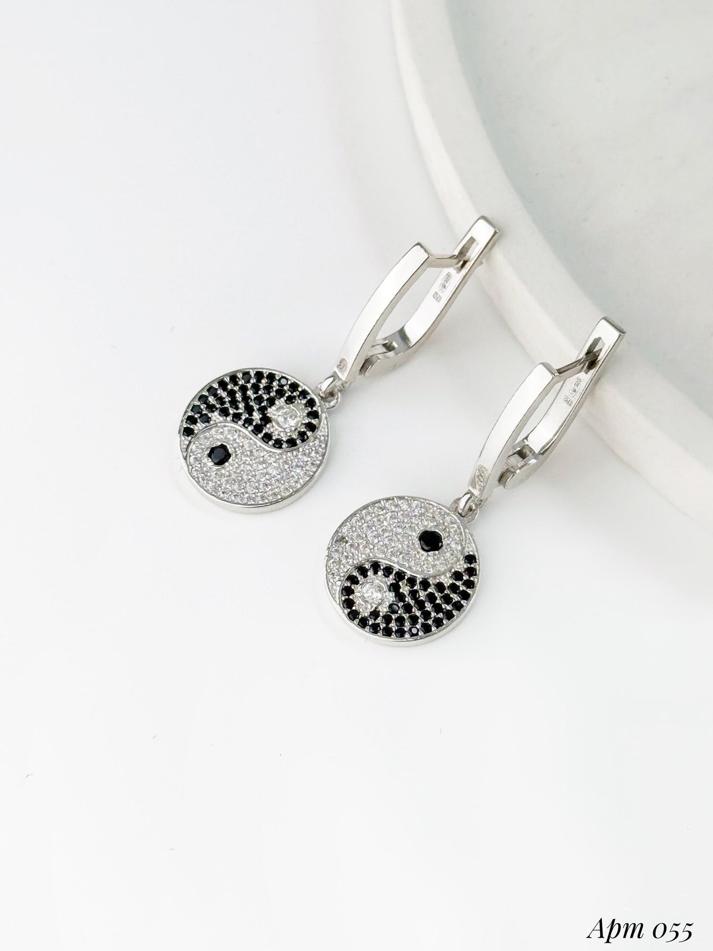 Yin Yang Jewelry Set with Earrings and Ring in Silver Tone| Crystal Black White Balance Symbol| Gift for Women| Zen Boho Jewelry Set