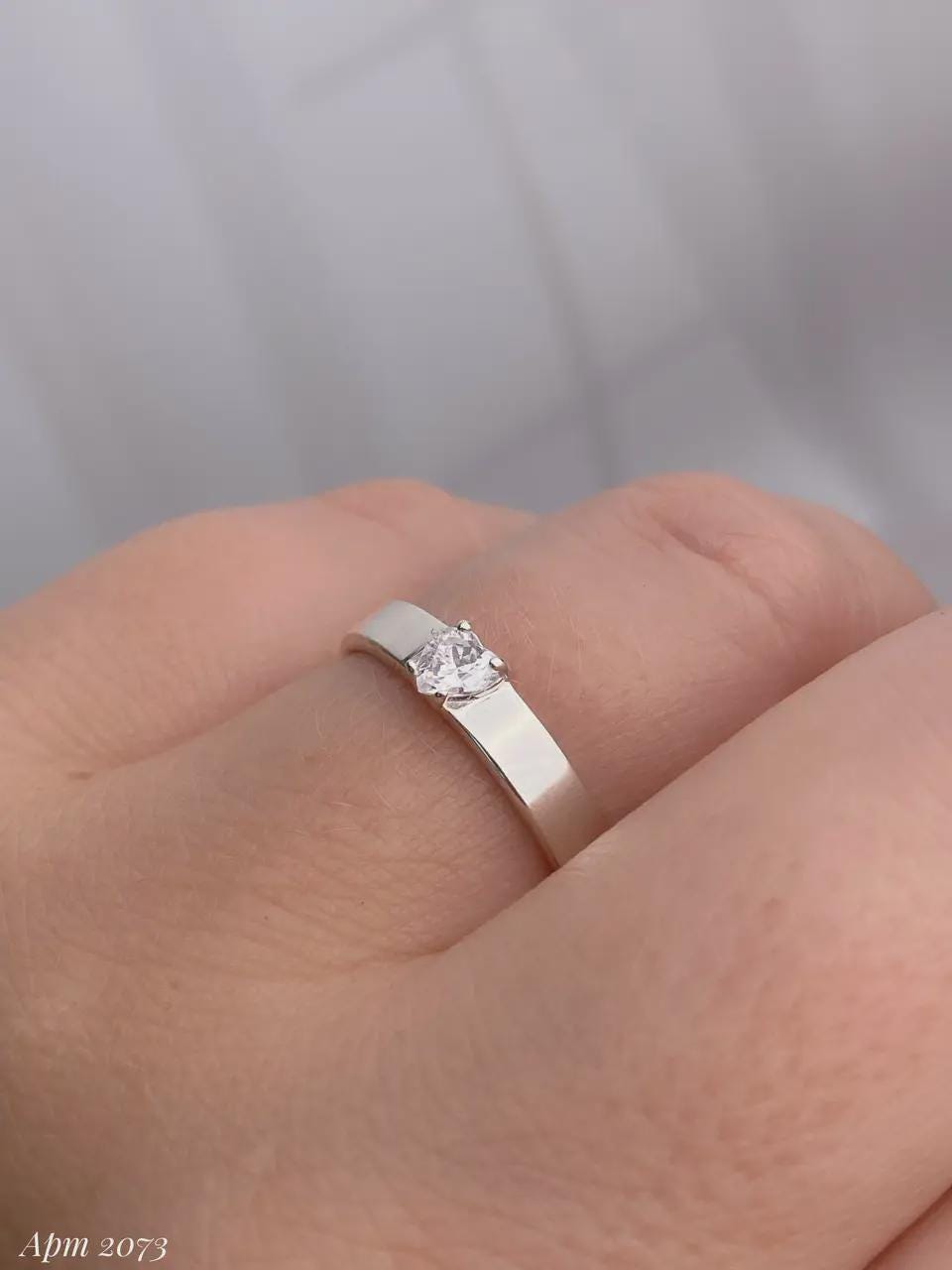 Heart Shaped Engagement Ring – 925 Silver with 9K Gold Plating and Cubic Zirconia – Promise Ring for Her – Minimalist Heart Ring