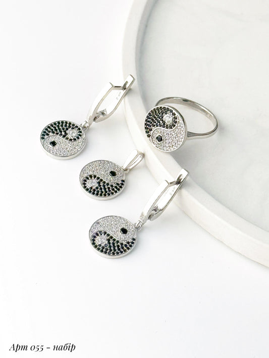 Yin Yang Jewelry Set with Earrings and Ring in Silver Tone| Crystal Black White Balance Symbol| Gift for Women| Zen Boho Jewelry Set