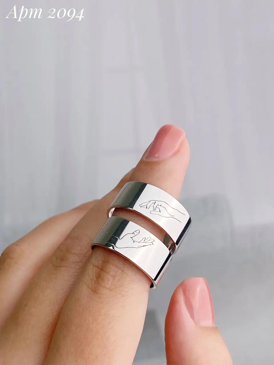 Couple Matching Rings| 925 Silver Connection Ring | Minimalist Line Art Hands Design | Symbolic Gift for Her or Him | Handmade Jewelry